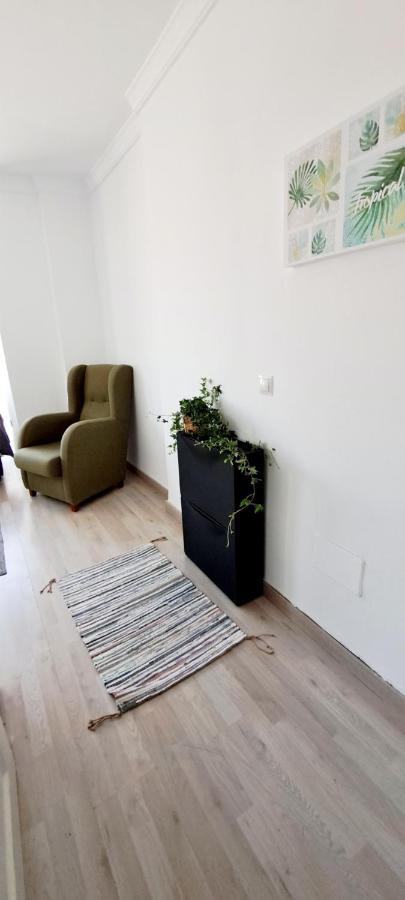 Adelfas Appartement *